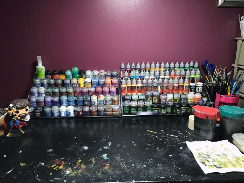 Acrylic paint rack for paint pots and bottles